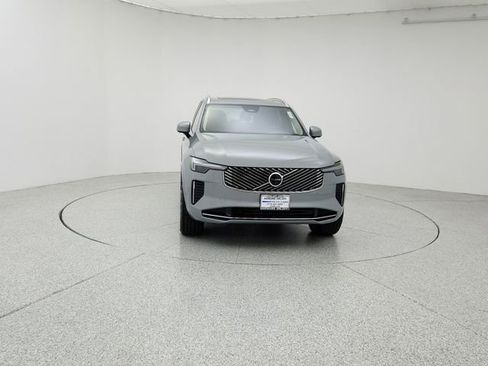 New 2026 Volvo XC90 B6 Plus w/ Protection Package Premier image 2