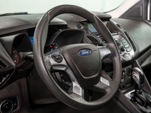 Used 2015 Ford Transit Connect XL image 17