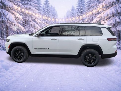 New 2025 Jeep Grand Cherokee L Altitude image 6