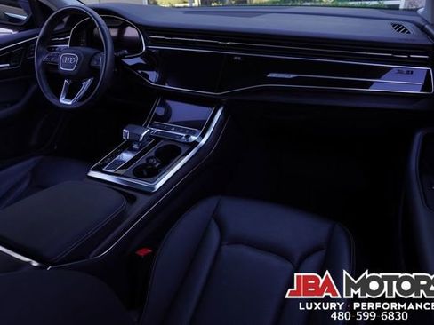 Used 2022 Audi Q8 Premium Plus w/ Premium Plus Package AWD/4WD image 25