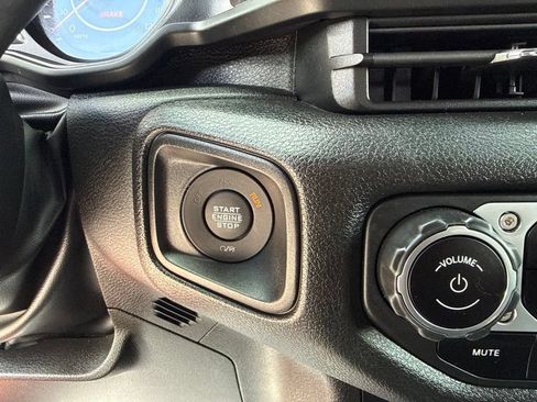 Certified 2024 Jeep Wrangler Sport AWD/4WD image 15
