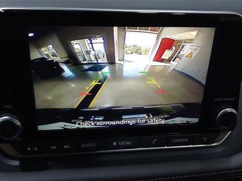 Used 2026 Nissan Rogue SV AWD/4WD image 23
