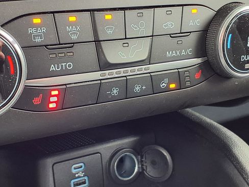 Used 2023 Ford Escape Active image 5