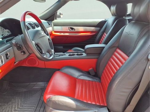 Used 2002 Ford Thunderbird RWD image 10