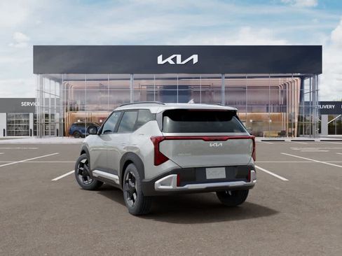 New 2027 Kia Seltos EX FWD image 4