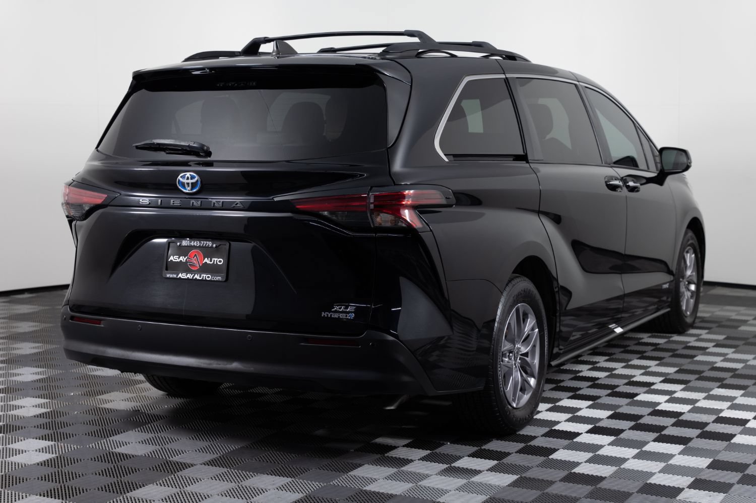 Used 2021 Toyota Sienna XLE FWD image 7