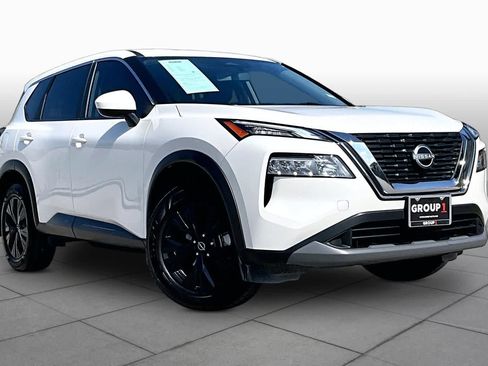 Used 2023 Nissan Rogue SV AWD/4WD image 3