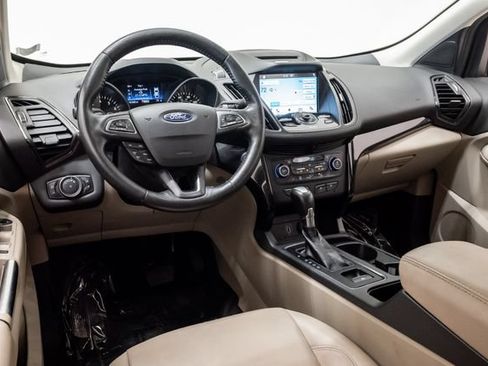 Used 2017 Ford Escape Titanium FWD image 7