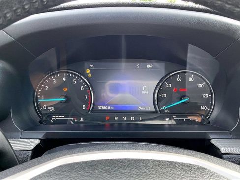 Used 2022 Ford Explorer XLT w/ Equipment Group 202A AWD/4WD image 19