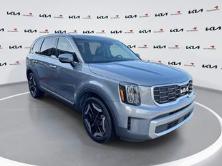 Used 2024 Kia Telluride S w/ S Sunroof Package FWD video 1