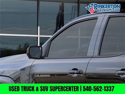 New 2024 Chevrolet Colorado LT w/ LT Convenience Package II image 12