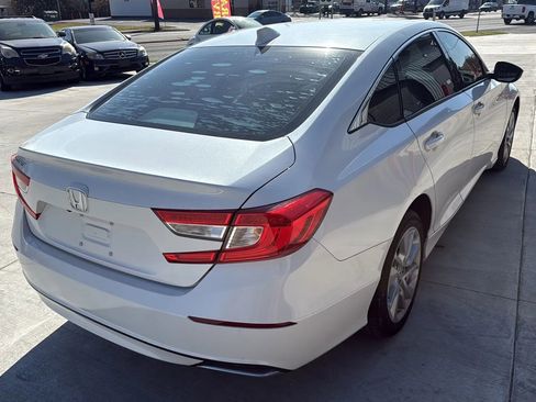Used 2019 Honda Accord LX image 4