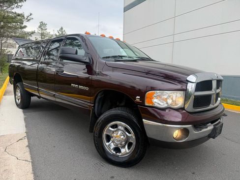Used 2005 Dodge Ram 3500 Truck SLT w/ Trailer Tow Group AWD/4WD image 1