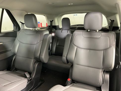 New 2026 Ford Explorer Active w/ Active Comfort Package RWD image 16