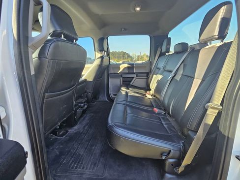 Used 2019 Ford F150 XLT w/ Trailer Tow Package image 13