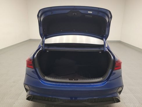 Used 2022 Kia Forte LXS FWD image 29