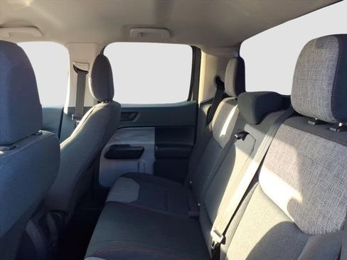 Used 2022 Ford Maverick XLT image 10