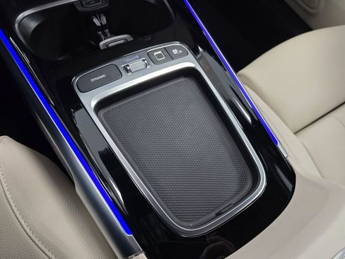 Certified 2025 Mercedes-Benz GLB 250 4MATIC image 40