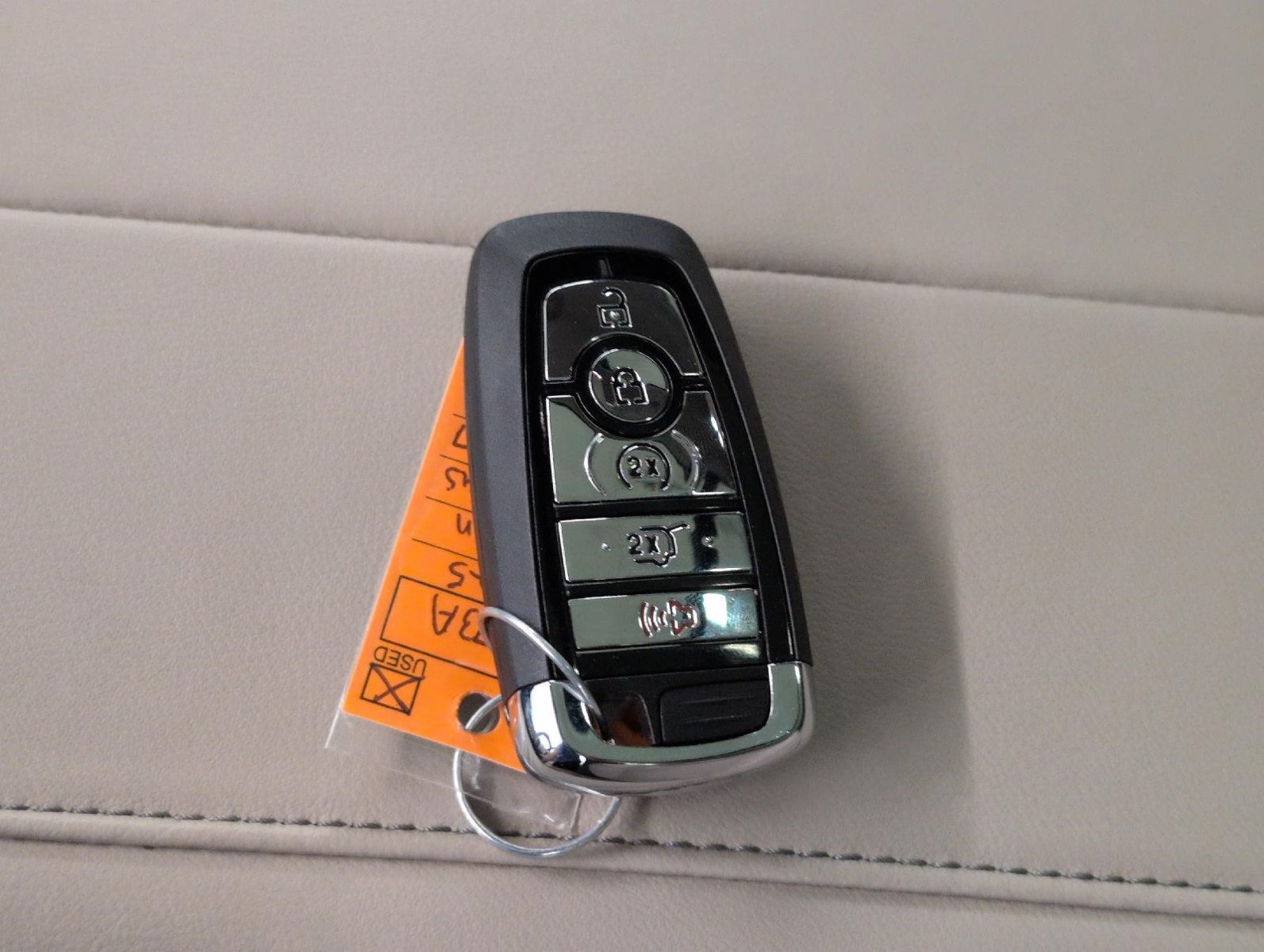 Used 2025 Lincoln Nautilus Premier w/ Equipment Group 102A AWD/4WD image 27