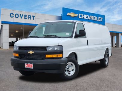 New 2026 Chevrolet Express 2500 Extended w/ Driver Convenience Package