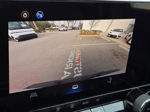 Used 2023 Chevrolet Colorado W/T w/ Advanced Trailering Package image 20