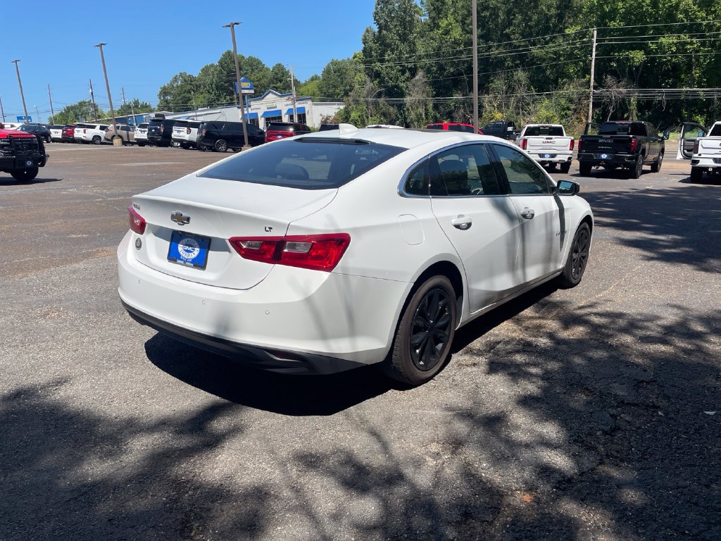 Used 2024 Chevrolet Malibu LT FWD image 6