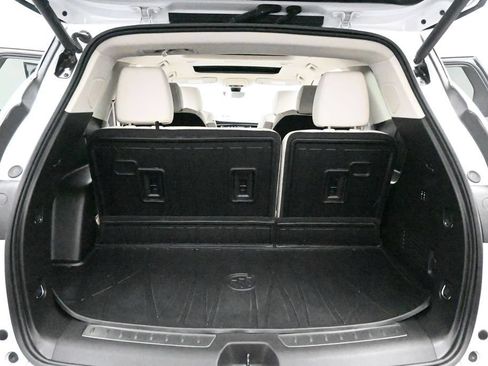 Used 2023 Buick Enclave Avenir w/ Avenir Technology Package AWD/4WD image 30