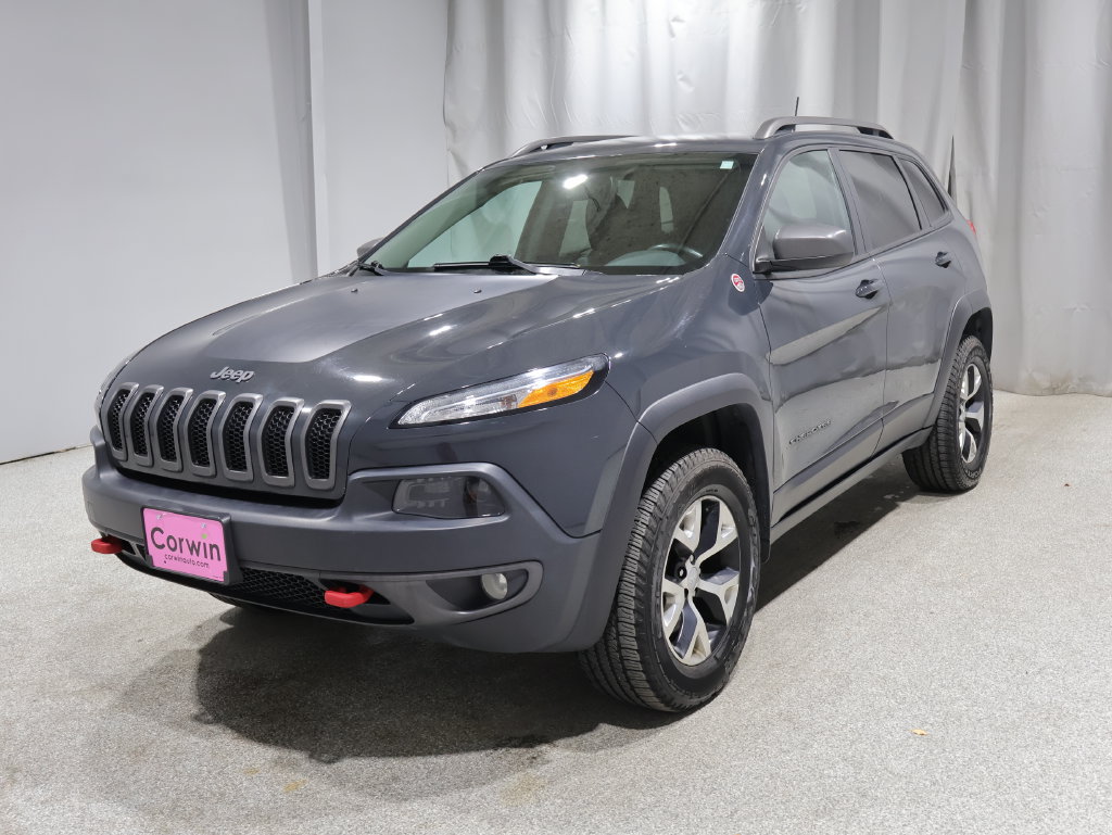 Used 2016 Jeep Cherokee Trailhawk w/ Cold Weather Group AWD/4WD image 6