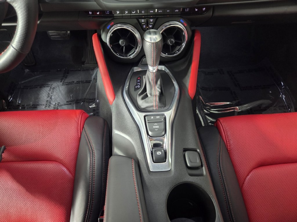 Used 2017 Chevrolet Camaro SS RWD image 14