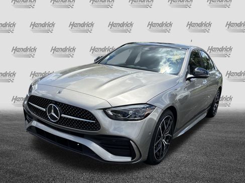 Used 2024 Mercedes-Benz C 300 Sedan image 5
