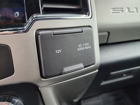 Used 2022 Ford F350 Lariat w/ Chrome Package AWD/4WD image 60