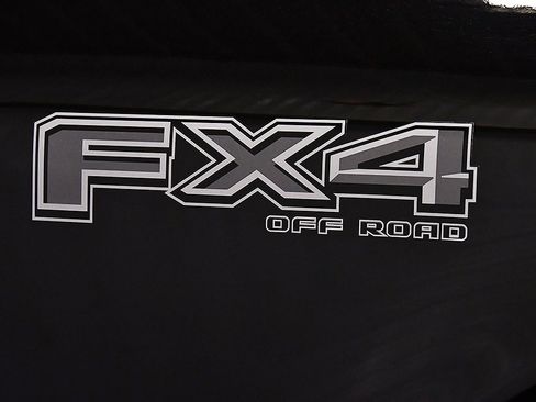 Used 2024 Ford F150 XLT w/ FX4 Off-Road Package image 11