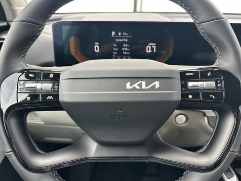 New 2026 Kia Sorento S image 24