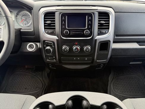 Used 2022 RAM 1500 Warlock AWD/4WD image 15