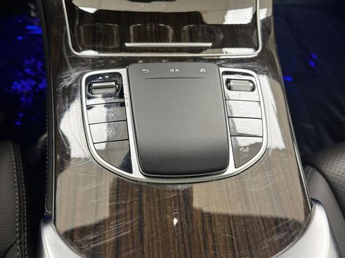 Used 2020 Mercedes-Benz GLC 350e GLC 350e image 19