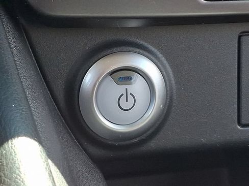 Used 2025 Nissan Leaf S FWD image 17