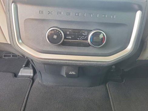 Certified 2025 Ford Expedition Max Active image 20