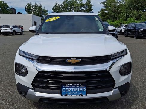 Certified 2023 Chevrolet TrailBlazer LT w/ Convenience Package AWD/4WD image 2