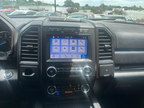 Used 2019 Ford Expedition Max Limited w/ Equipment Group 302A AWD/4WD image 16