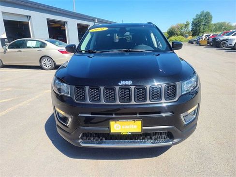 Used 2021 Jeep Compass Latitude image 3
