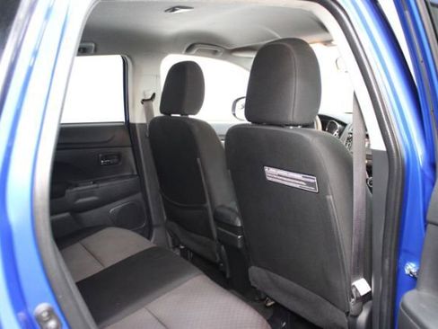 Used 2018 Mitsubishi Outlander Sport LE image 24