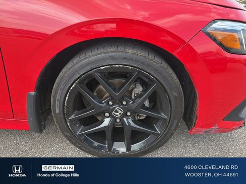 Used 2024 Honda Civic Sport image 4