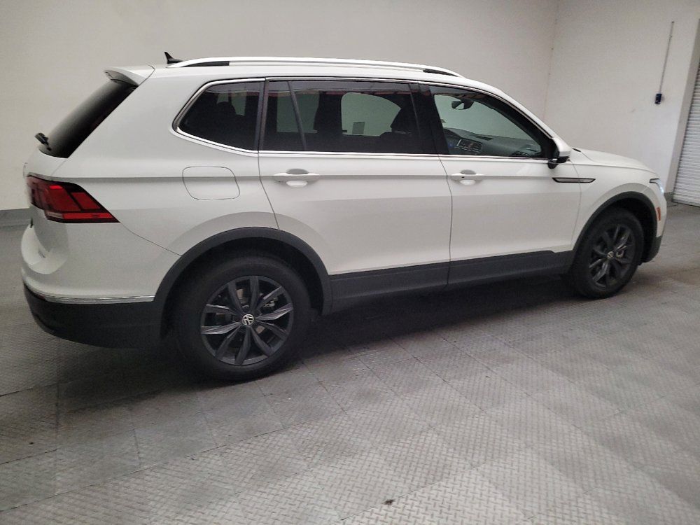 Used 2024 Volkswagen Tiguan SE FWD image 10
