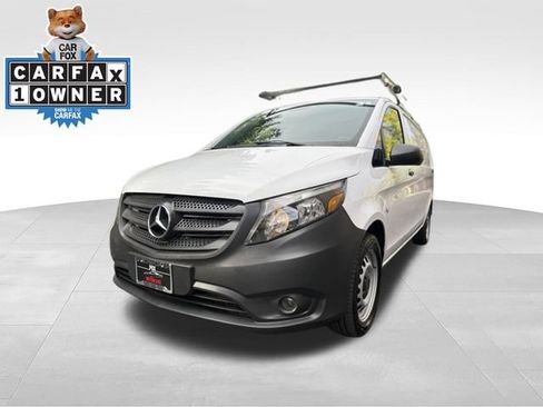 Used 2020 Mercedes-Benz Metris image 1
