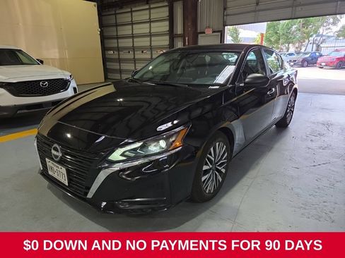 Used 2025 Nissan Altima 2.5 SV FWD image 1