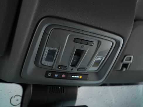 Used 2022 GMC Sierra 1500 SLT w/ SLT Convenience Package image 30