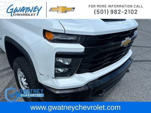 Used 2025 Chevrolet Silverado 2500 W/T w/ Z71 Off-Road Package AWD/4WD image 15