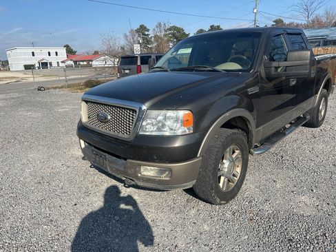 Used 2005 Ford F150 Lariat image 3
