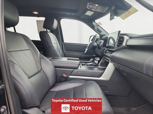 Certified 2024 Toyota Sequoia Platinum AWD/4WD image 17