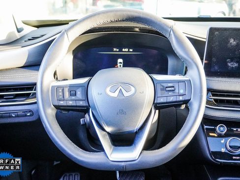 Certified 2025 INFINITI QX60 Luxe w/ Vision Package image 13